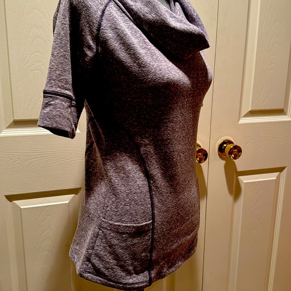 ATHLETA TOP - Picture 2 of 5